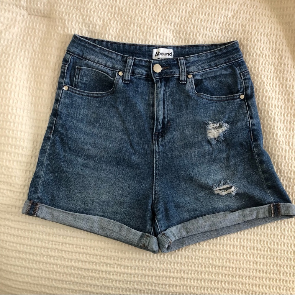 ABOUND High-Rise Distressed Denim Shorts in Dark Blue Size 28